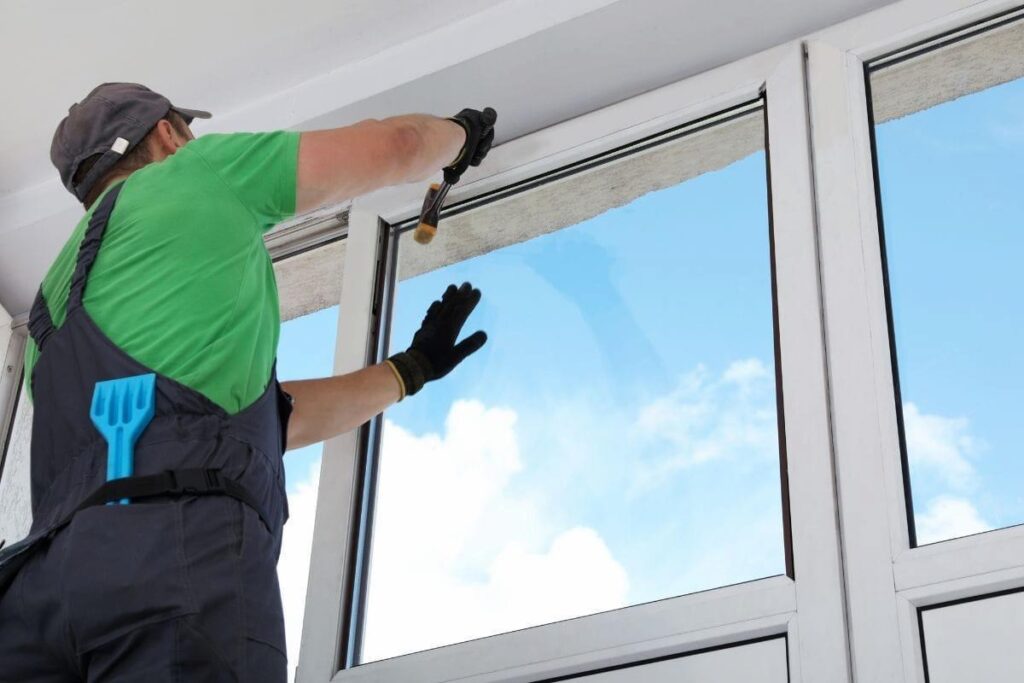 When to Call an Emergency Glazier: Recognising Urgent Situations
