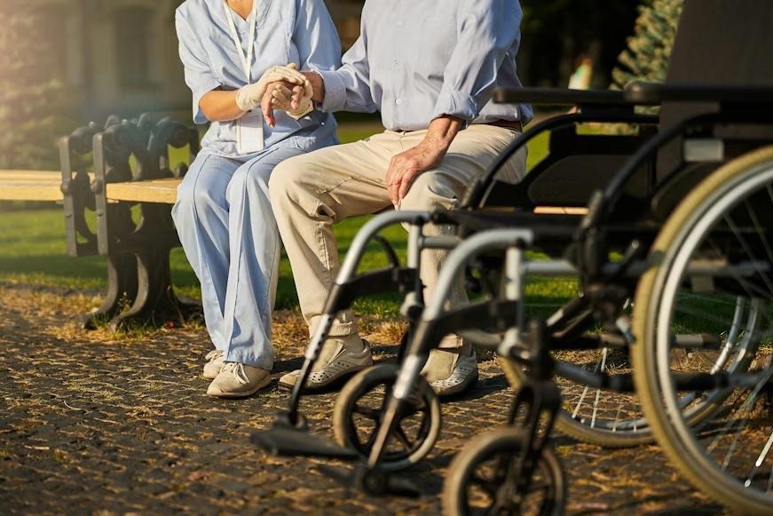 Comparing In Home Care with Residential Care Options